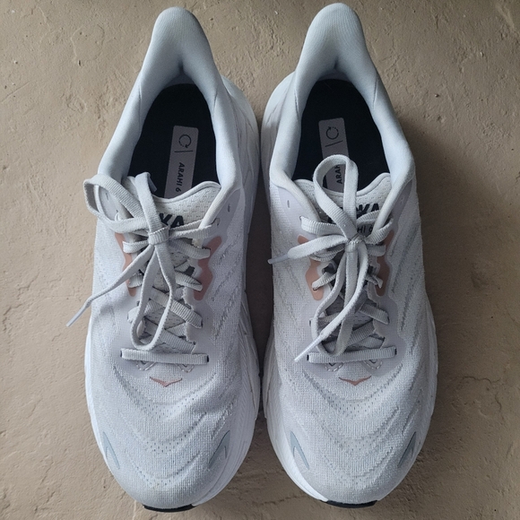 Hoka One One Arahi 6 Women's Sneakers 1123195 US 7.5B - Picture 2 of 10